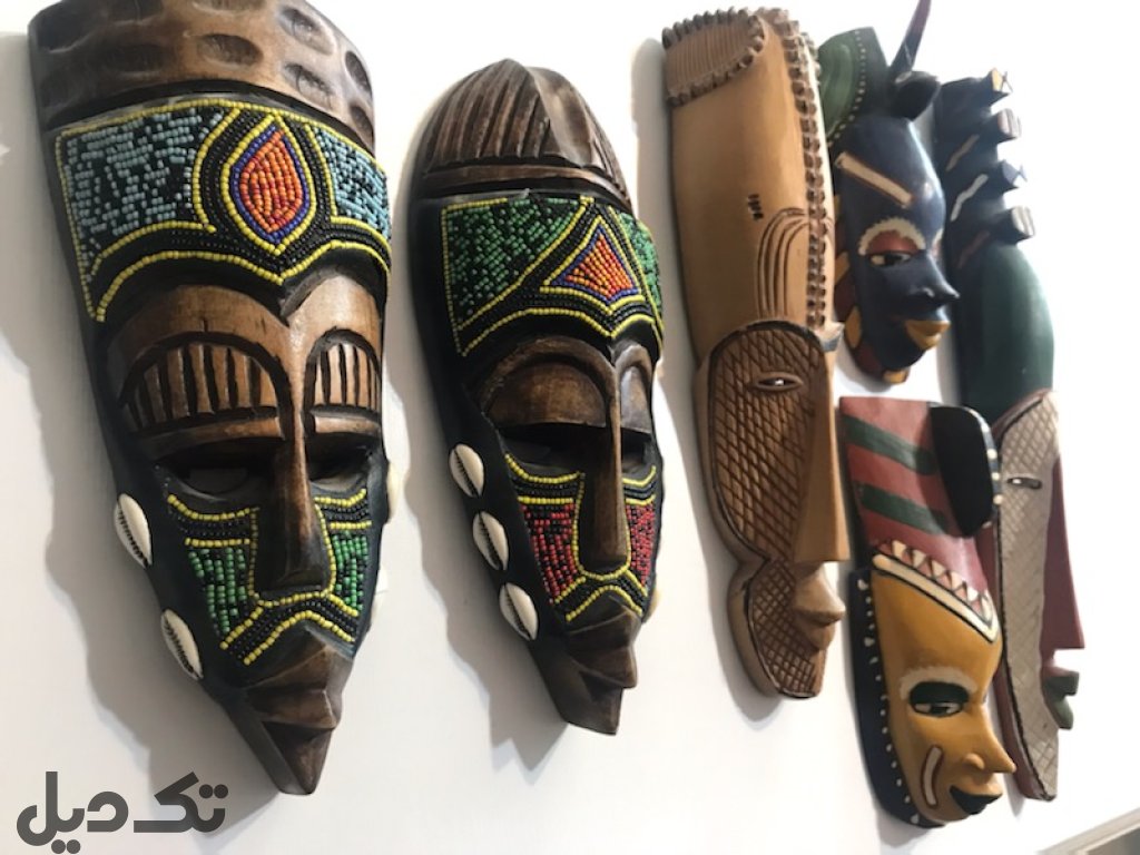 دیوارکوب صورتک چوبی دستساز آفریقایی